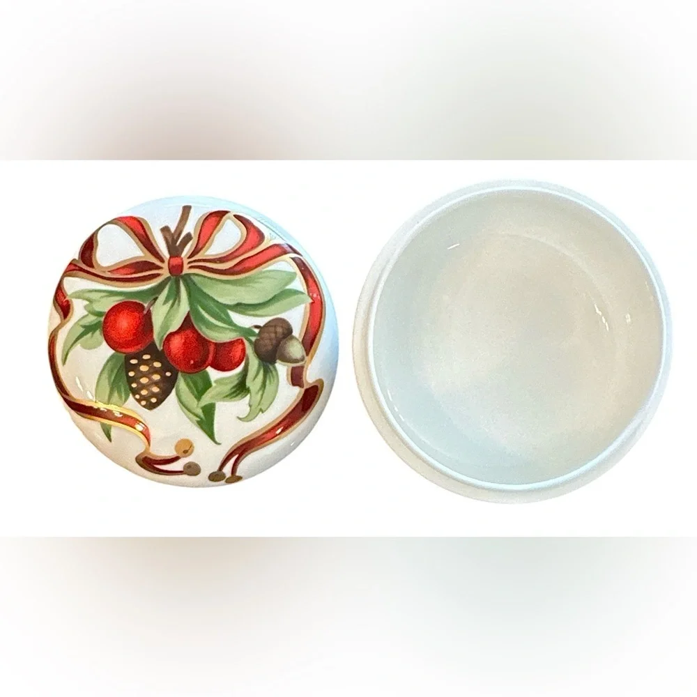 Tiffany & Co. Vintage Christmas Trinket Box